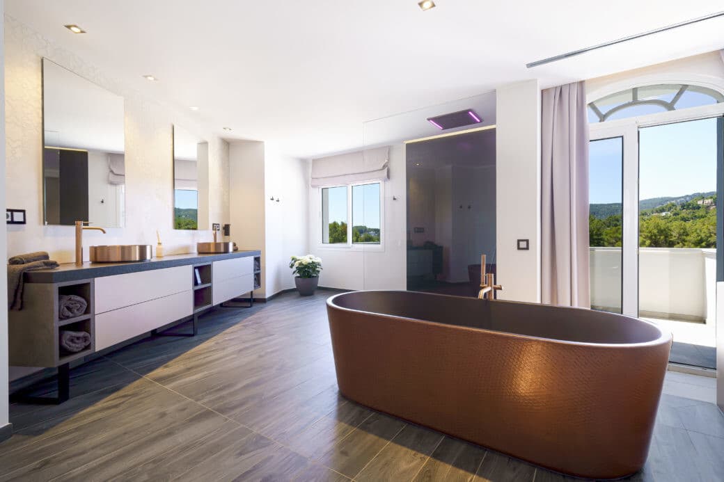 Spacious Villa for Rent with Pool and Gym - Gallery image 12