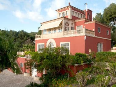 Spacious Four Bedroom Villa for Rent in Son Vida - Gallery image 2