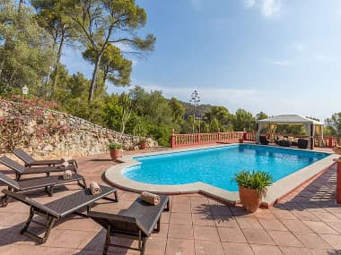 Spacious Four Bedroom Villa for Rent in Son Vida - Gallery image 1