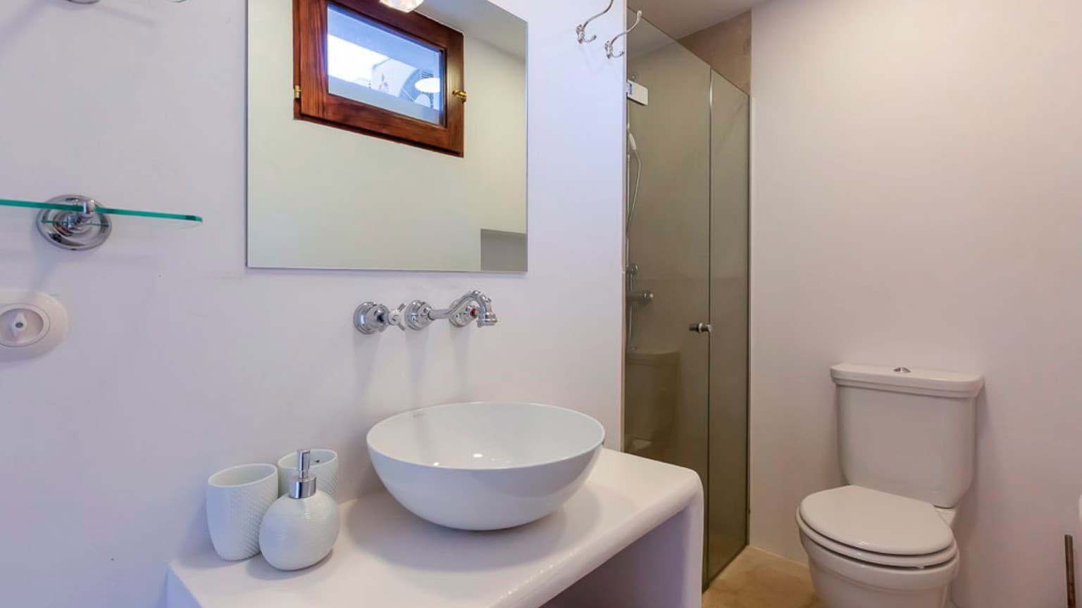 Spacious Mediterranean Villa in Palma Near the Beach - Gallery image 32