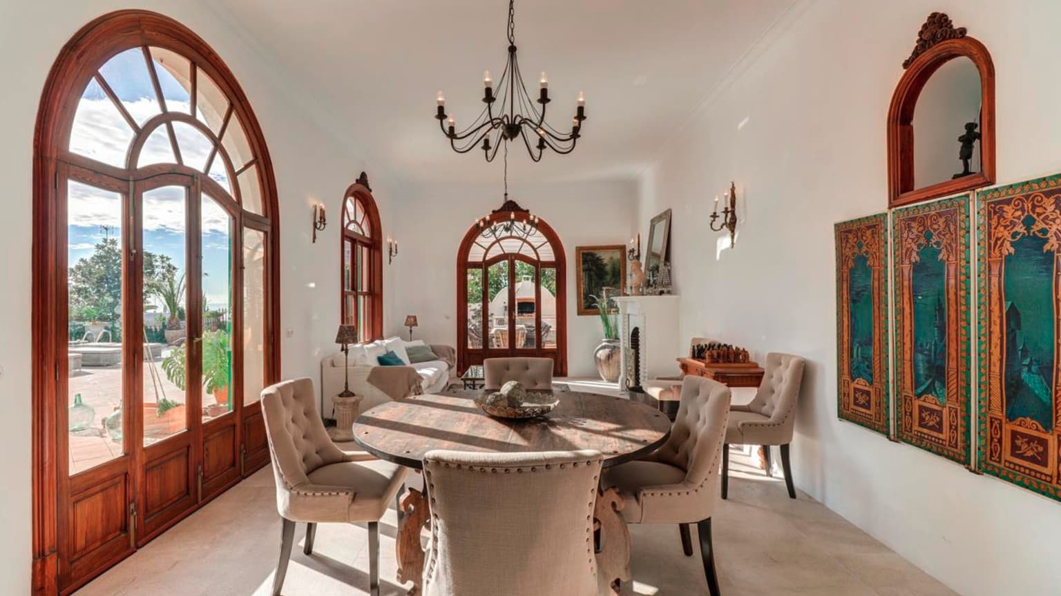 Spacious Mediterranean Villa in Palma Near the Beach - Gallery image 6