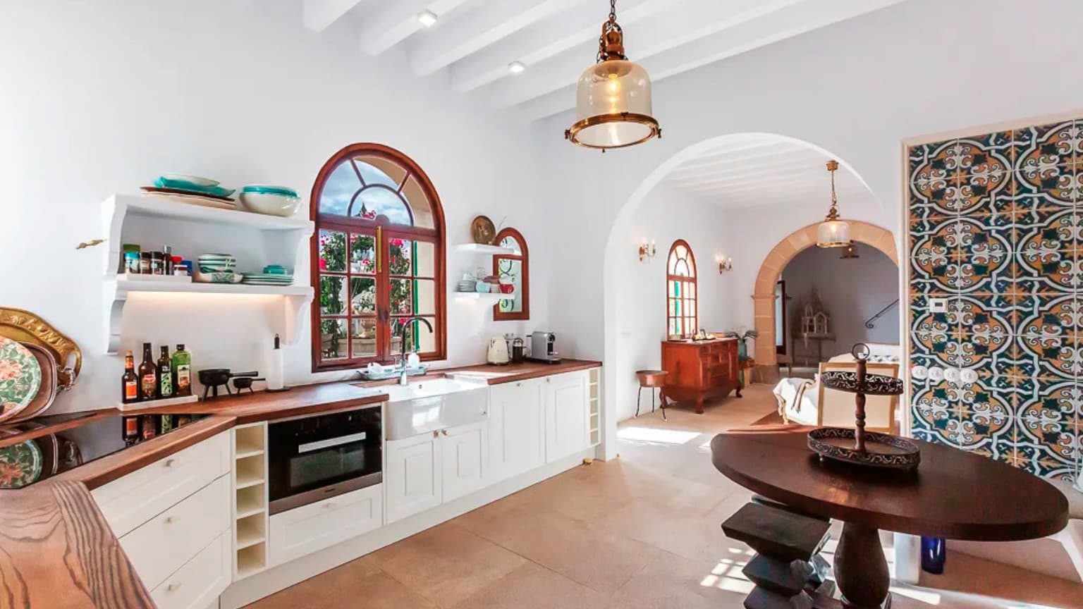 Spacious Mediterranean Villa in Palma Near the Beach - Gallery image 20