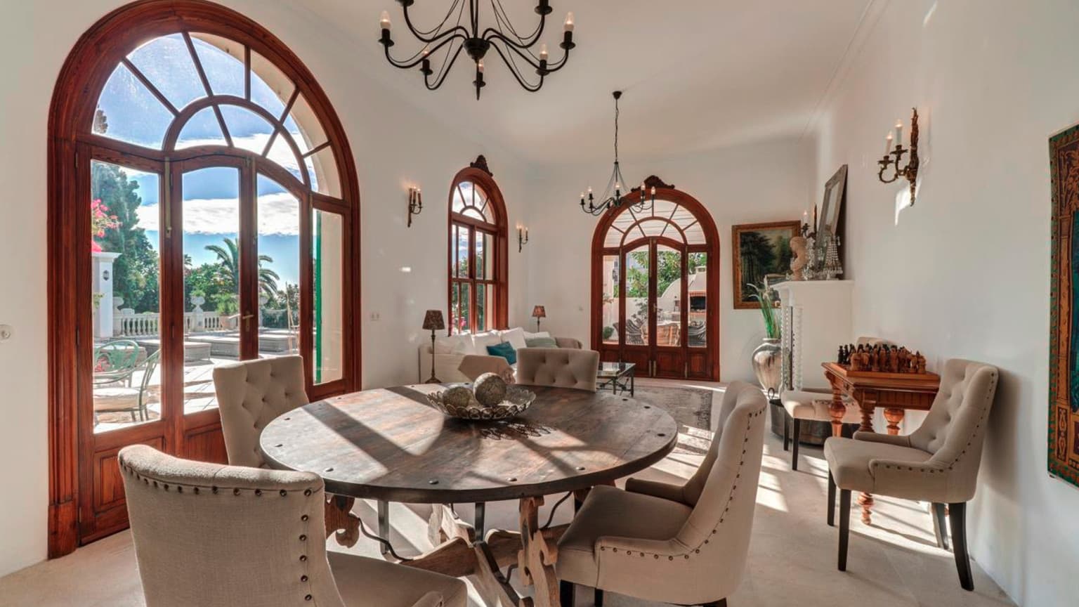 Spacious Mediterranean Villa in Palma Near the Beach - Gallery image 24