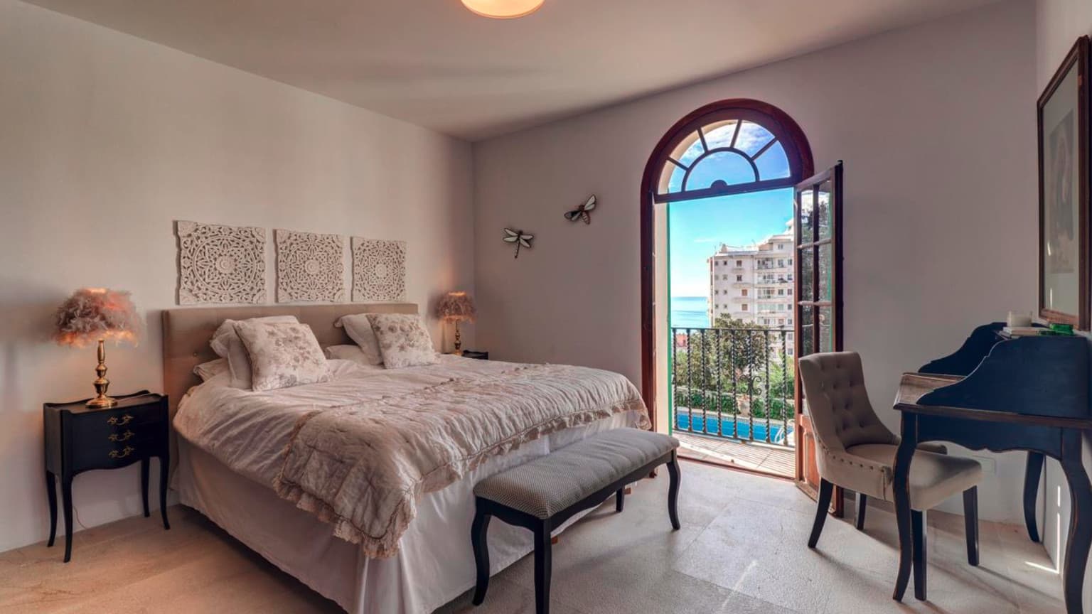 Spacious Mediterranean Villa in Palma Near the Beach - Gallery image 26