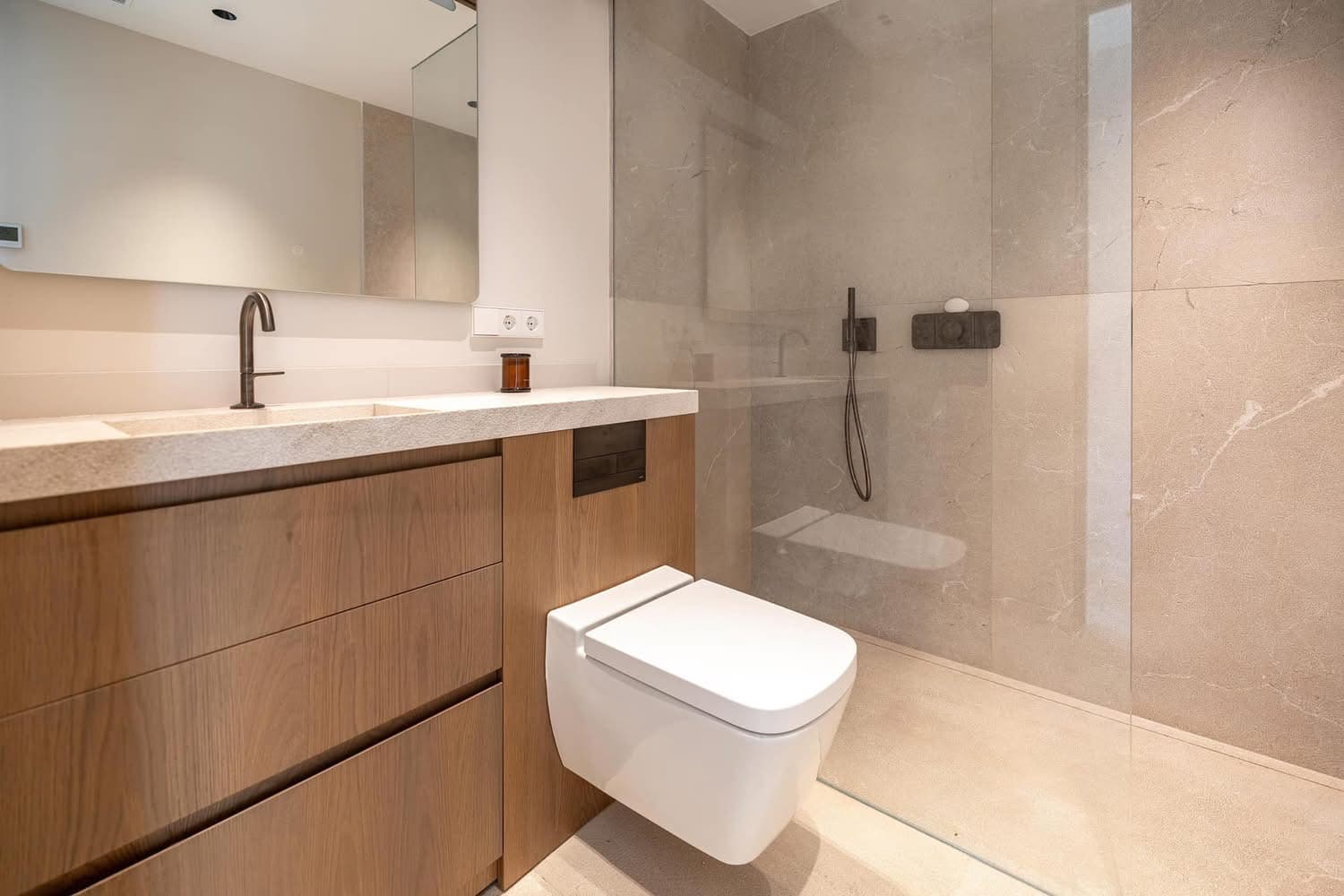 New-Build Villa with Spa and Panoramic Views over the Bay of Palma - Gallery image 19