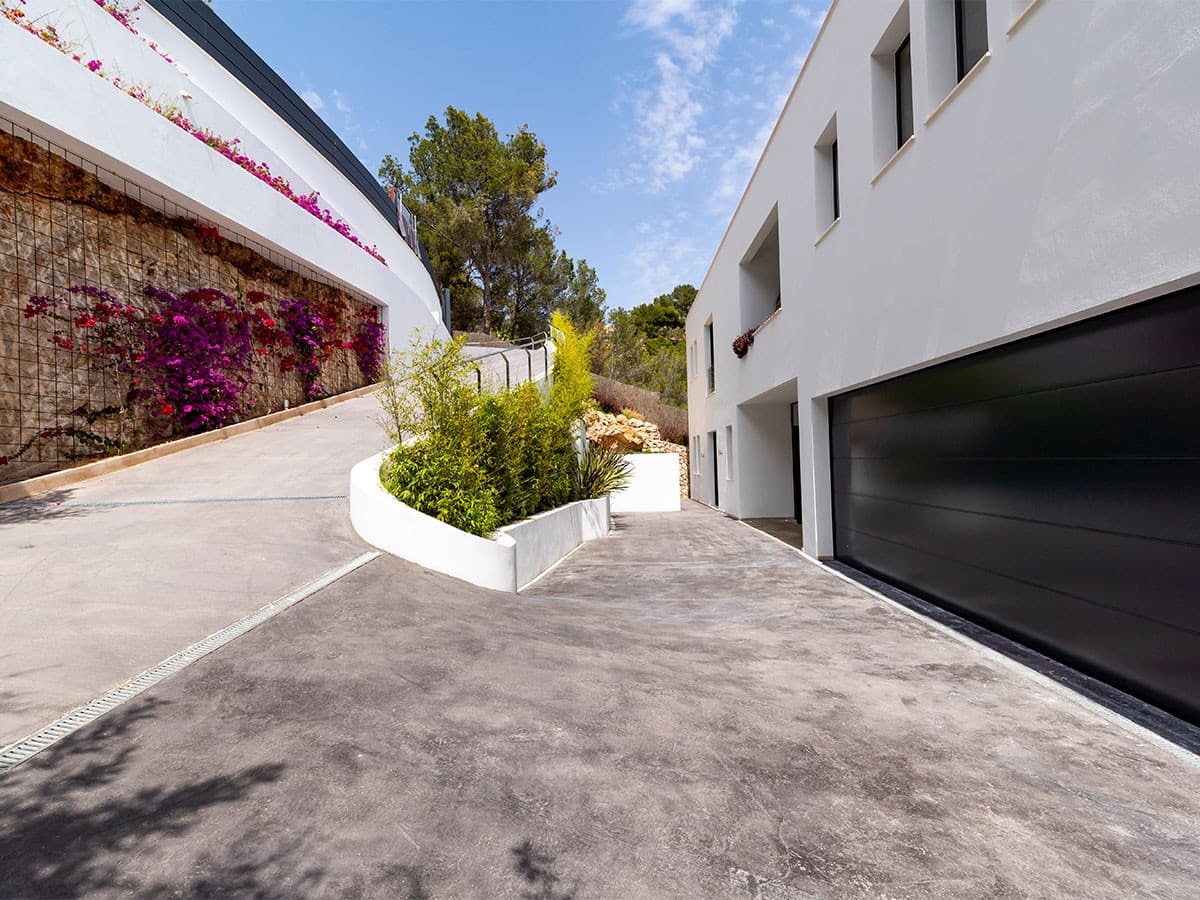 Spacious Son Vida Villa with Sea Views - Gallery image 7