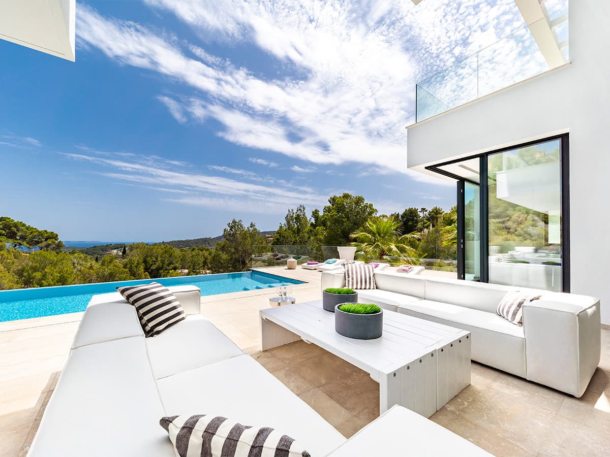 Spacious Son Vida Villa with Sea Views - Gallery image 8