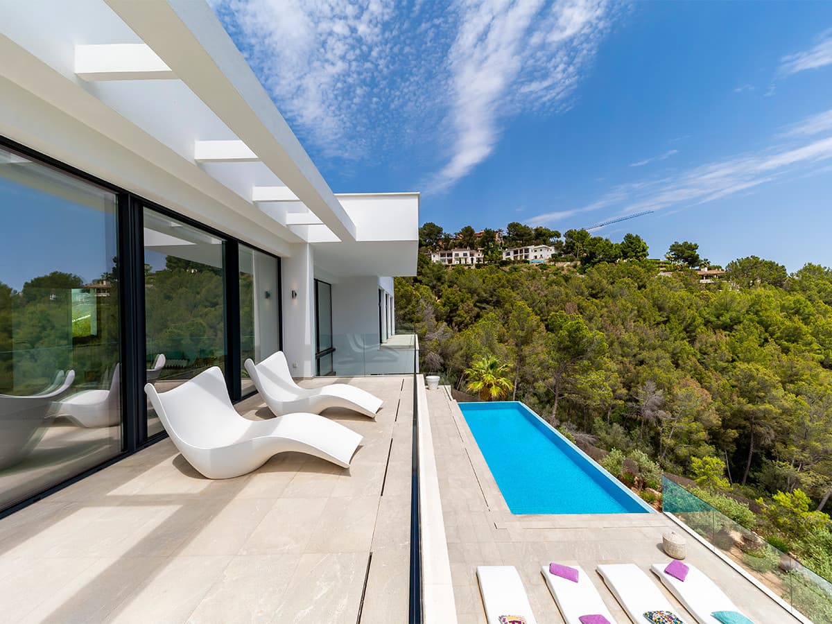 Spacious Son Vida Villa with Sea Views - Gallery image 3