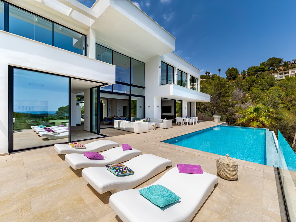 Spacious Son Vida Villa with Sea Views - Gallery image 5