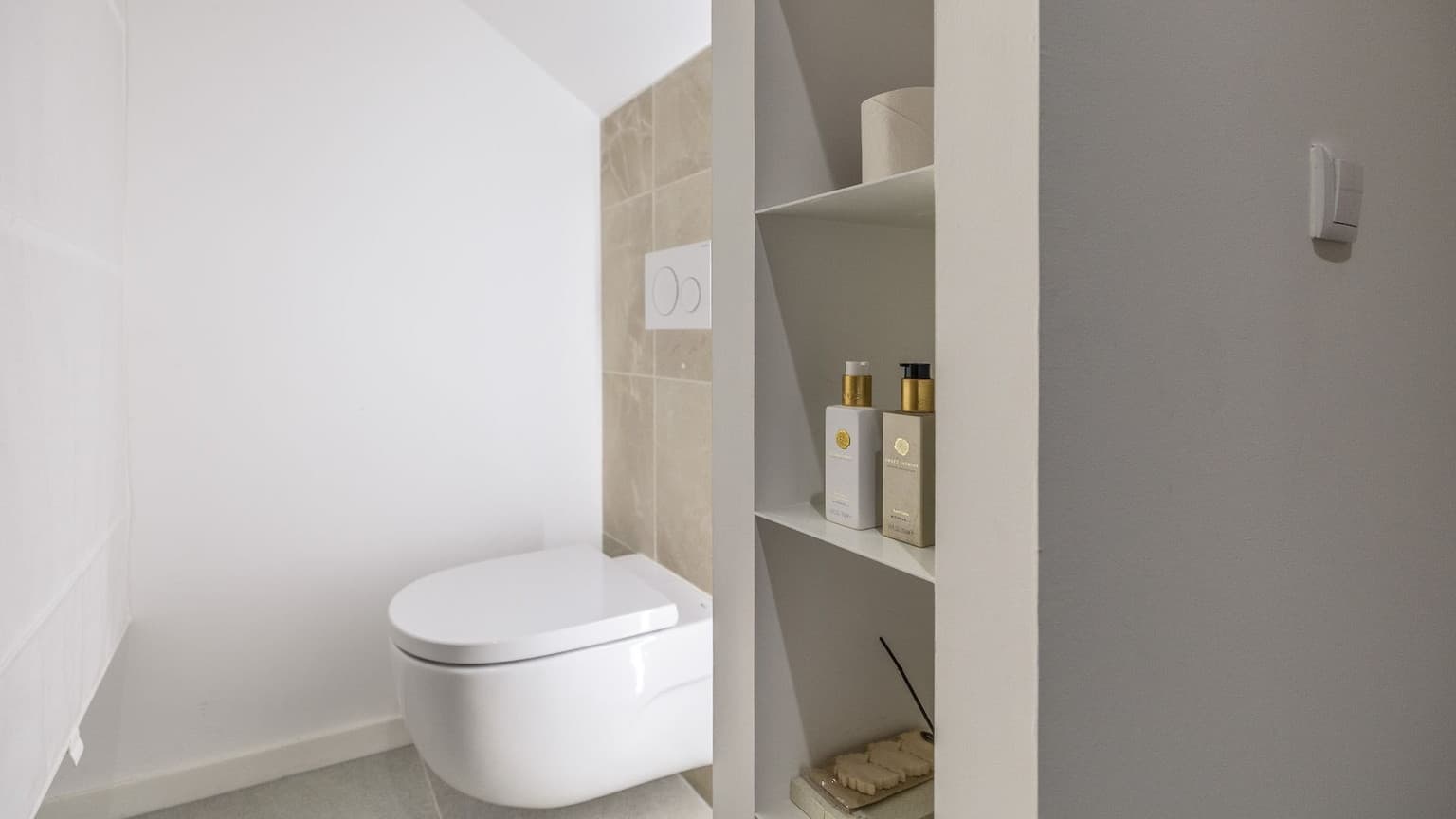 Ground floor Apartment With Large Private Patio - Gallery image 14