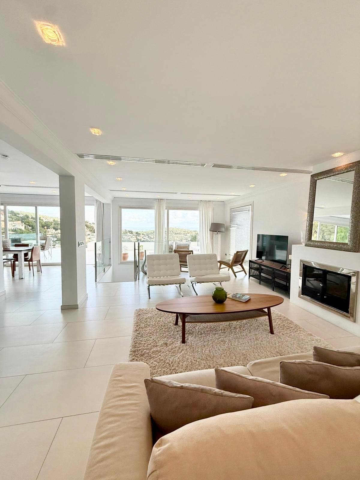 Beautiful Sea View Villa in Costa d'en Blanes, Mallorca - Gallery image 9