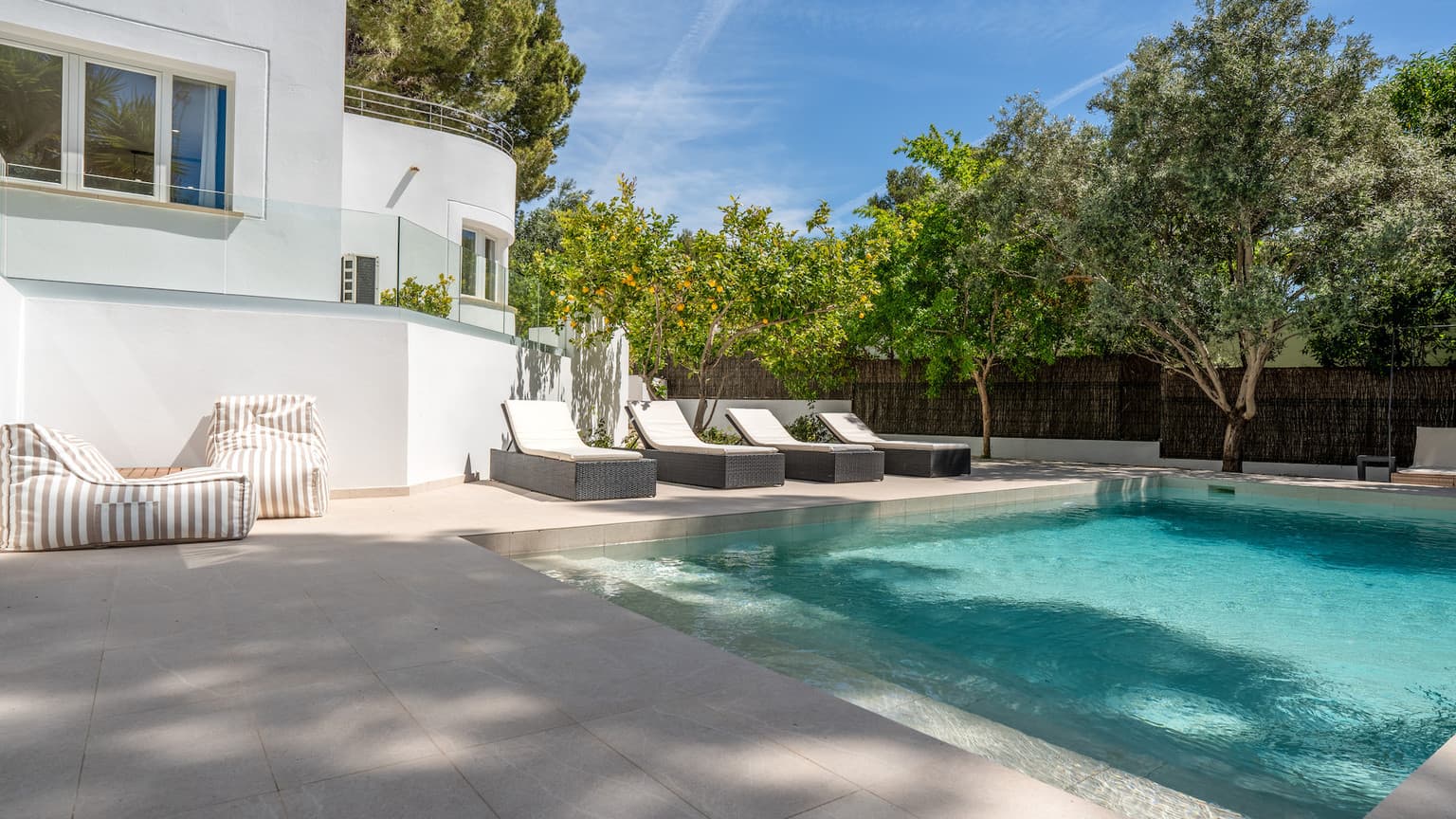 Modern Santa Ponsa Villa Four Beds Large Plot - Gallery image 6