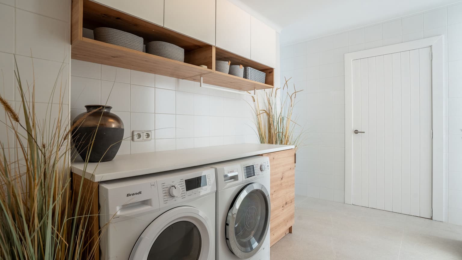 Modern Santa Ponsa Villa Four Beds Large Plot - Gallery image 39