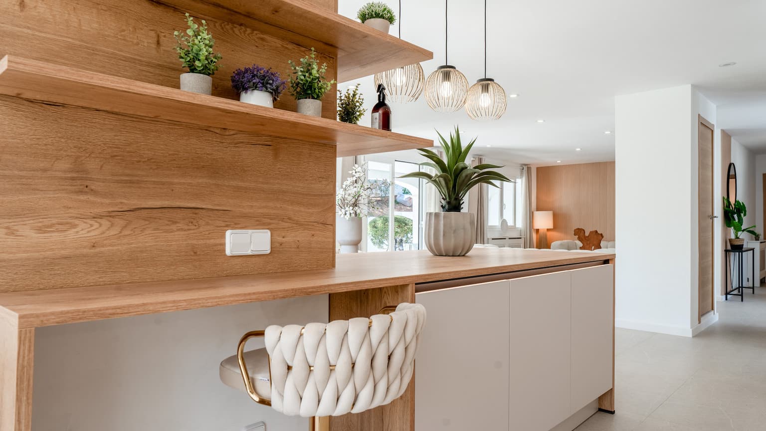 Modern Santa Ponsa Villa Four Beds Large Plot - Gallery image 13