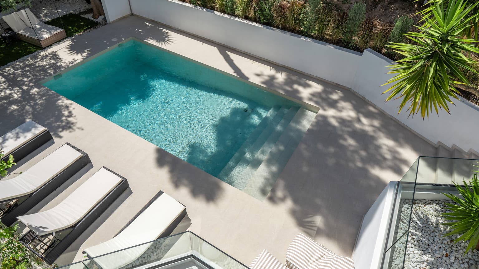 Modern Santa Ponsa Villa Four Beds Large Plot - Gallery image 34