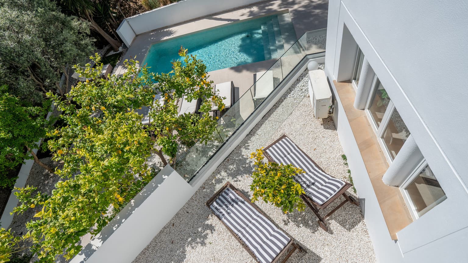 Modern Santa Ponsa Villa Four Beds Large Plot - Gallery image 35