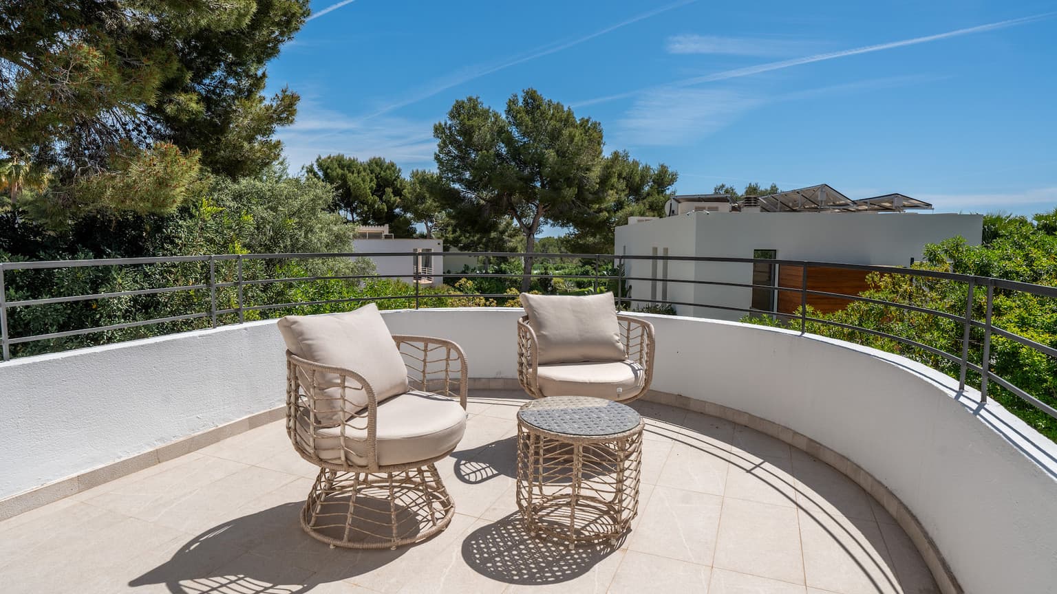 Modern Santa Ponsa Villa Four Beds Large Plot - Gallery image 37