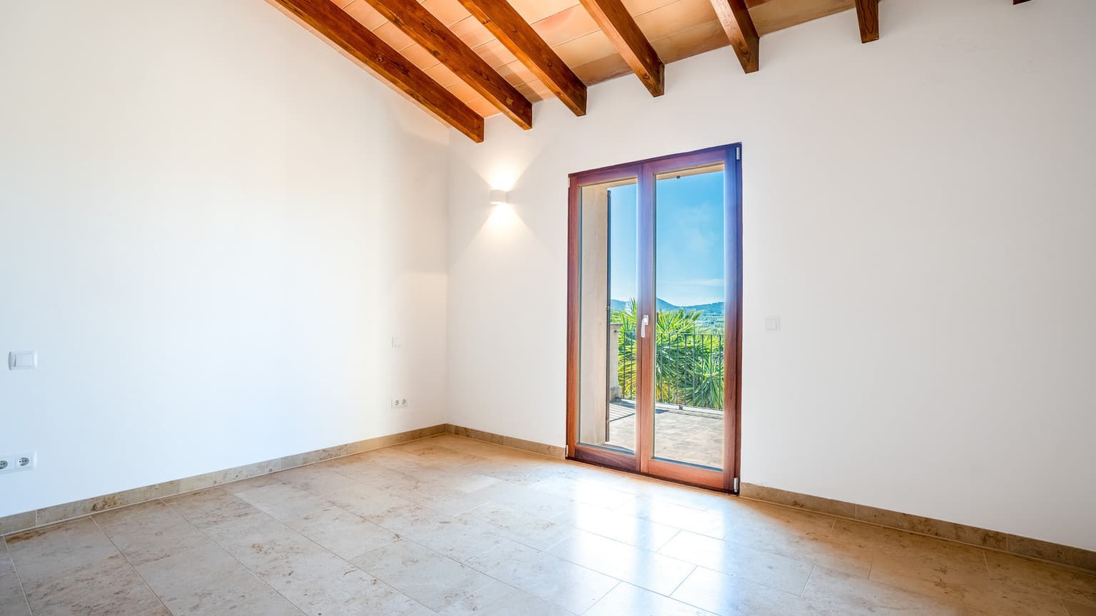 Modern Finca With Seven Bedrooms And Pool - Gallery image 13
