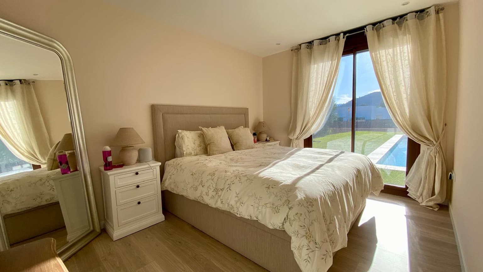 Modern Bunyola Villa With Pool and Views - Gallery image 14