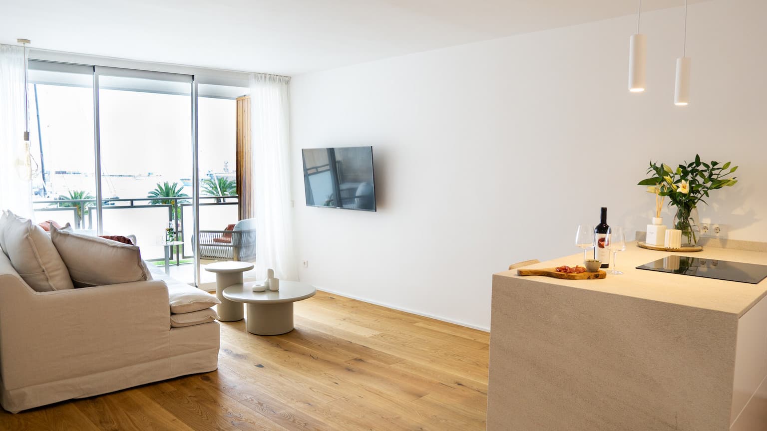 Harbourfront Living Refined - Gallery image 10