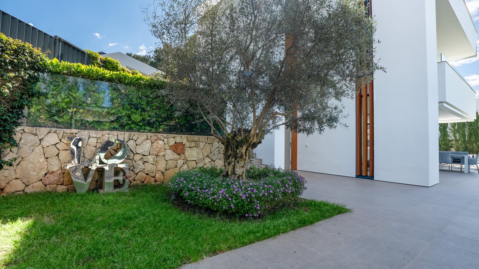 Modern Detached Villa in Son Vida - Gallery image 19