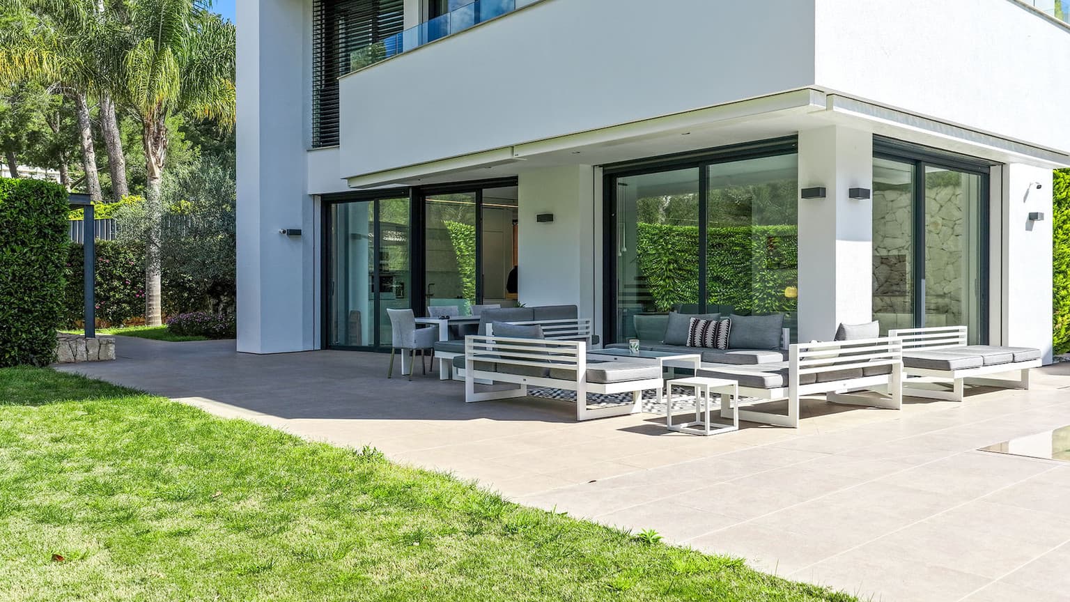 Modern Detached Villa in Son Vida - Gallery image 25