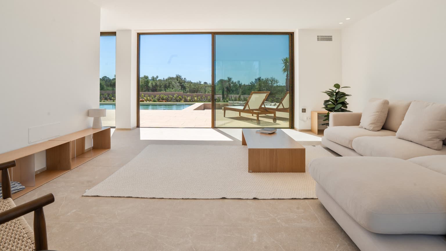 Unique Contemporary Finca in Son Gual - Gallery image 13