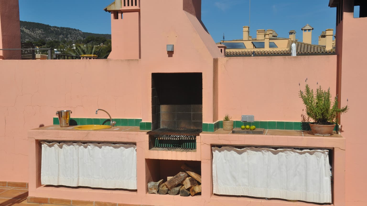 Modern 2 Bedroom Apartment in Prestigious Bendinat for seasonal rent - Gallery image 39
