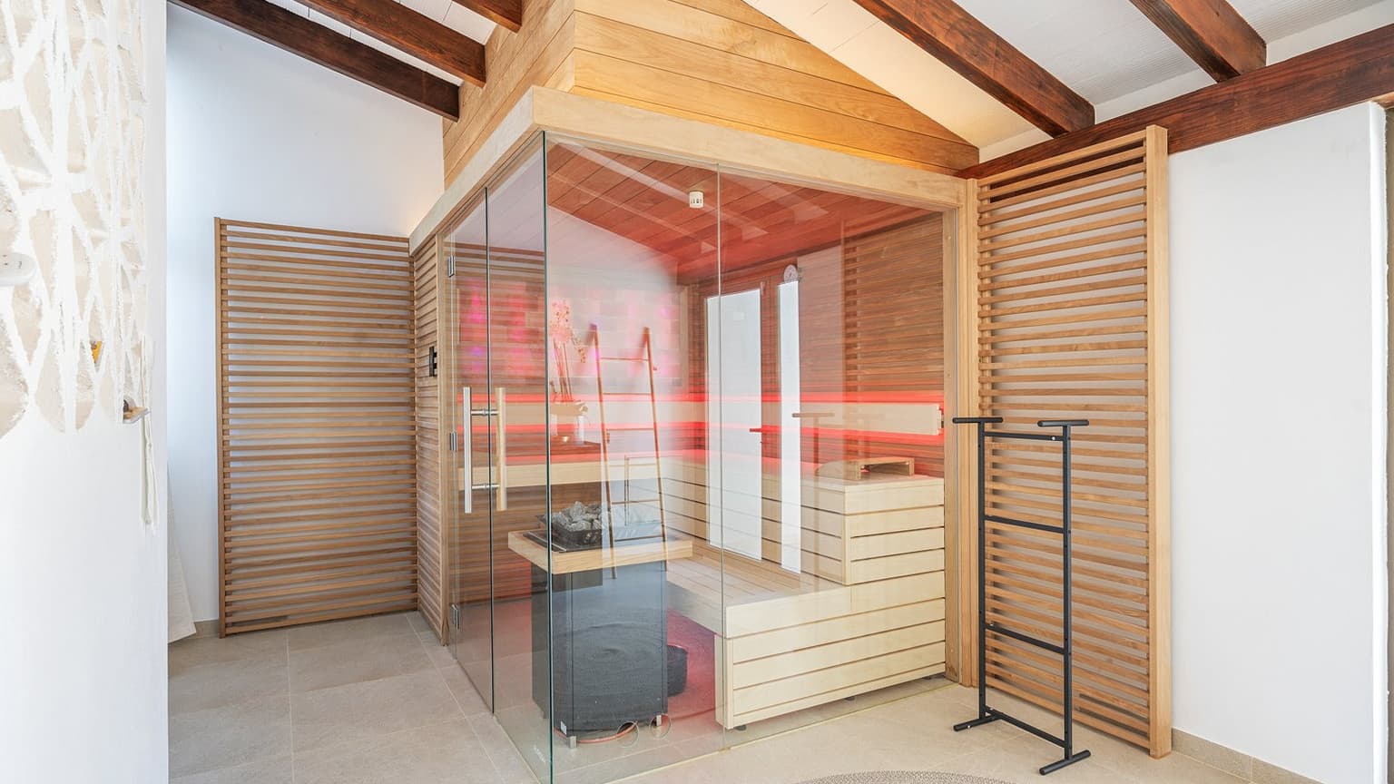 *Exclusive Listing* Sea view villa with home cinema and sauna in Costa den Blanes - Gallery image 17