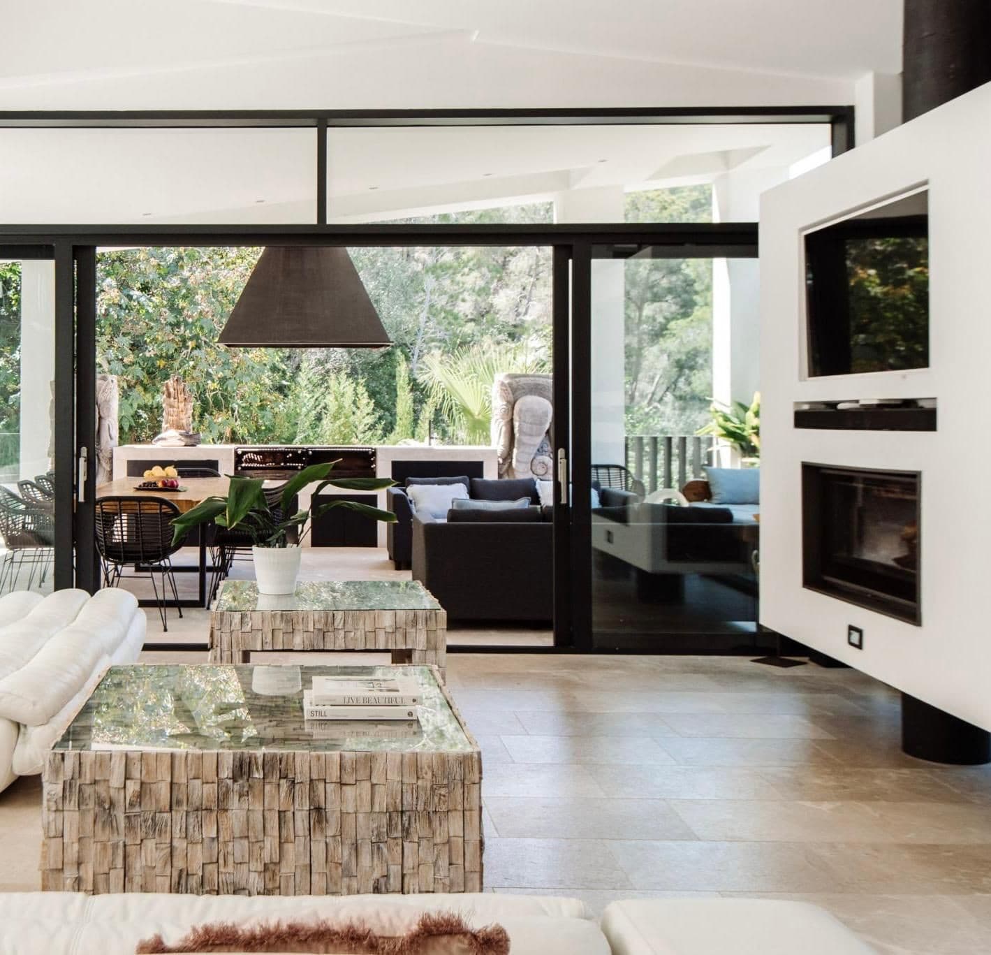 Spacious Villa with Pool in Sunny Costa Den Blanes - Gallery image 9