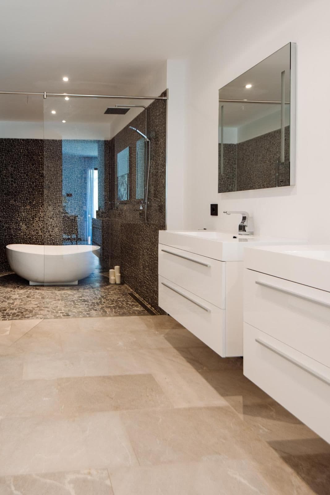 Spacious Villa with Pool in Sunny Costa Den Blanes - Gallery image 15