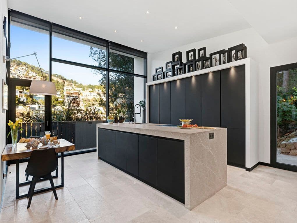 Spacious Villa with Pool in Sunny Costa Den Blanes - Gallery image 7