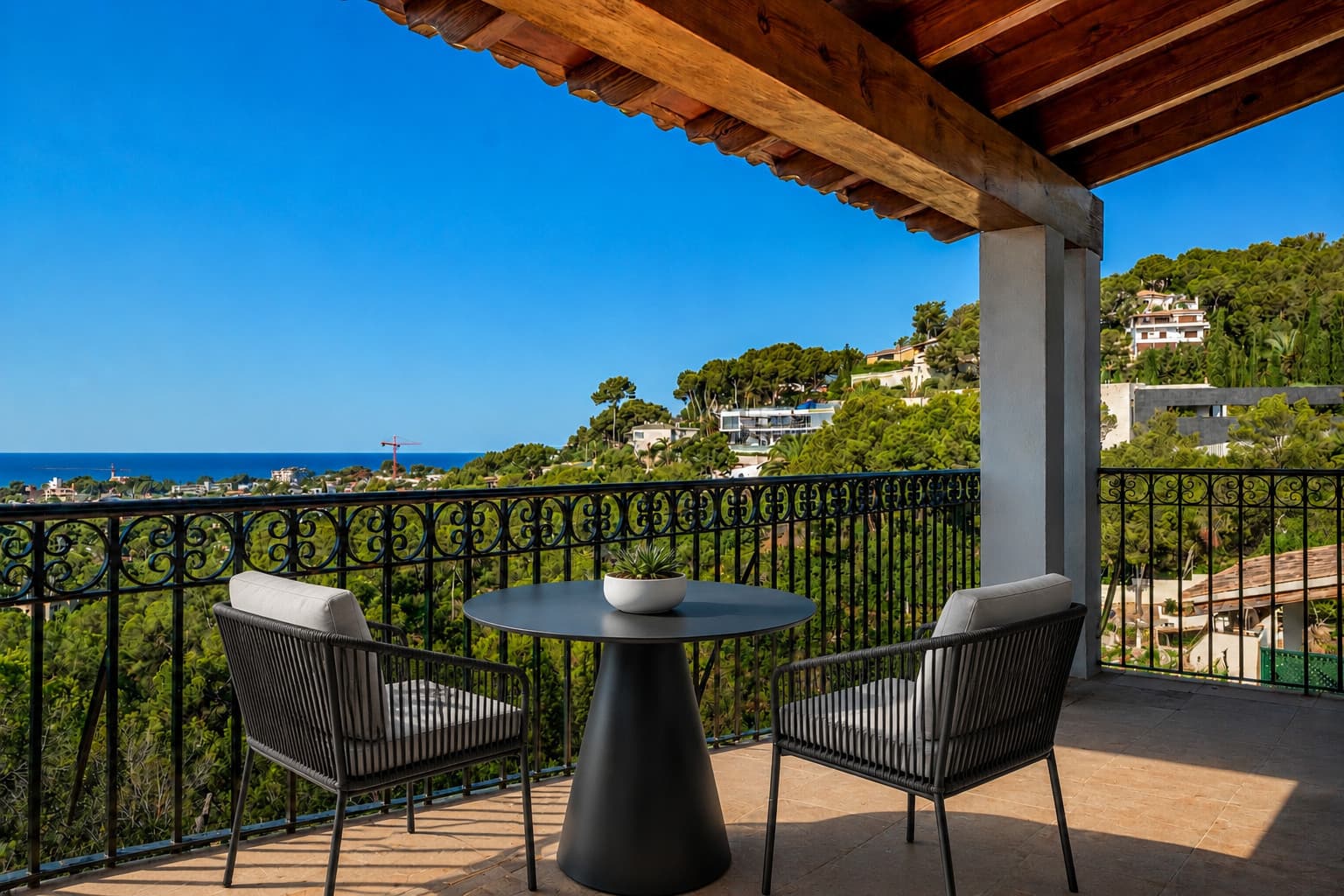 Mediterranean Family Villa with Sea Views for Rent in Bendinat - Gallery image 27