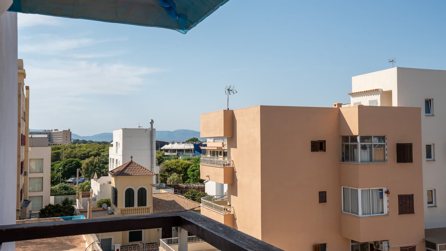 Contemporary Loft with Partial Sea Views on the Seafront in Les Meravelles – Playa de Palma - Gallery image 13