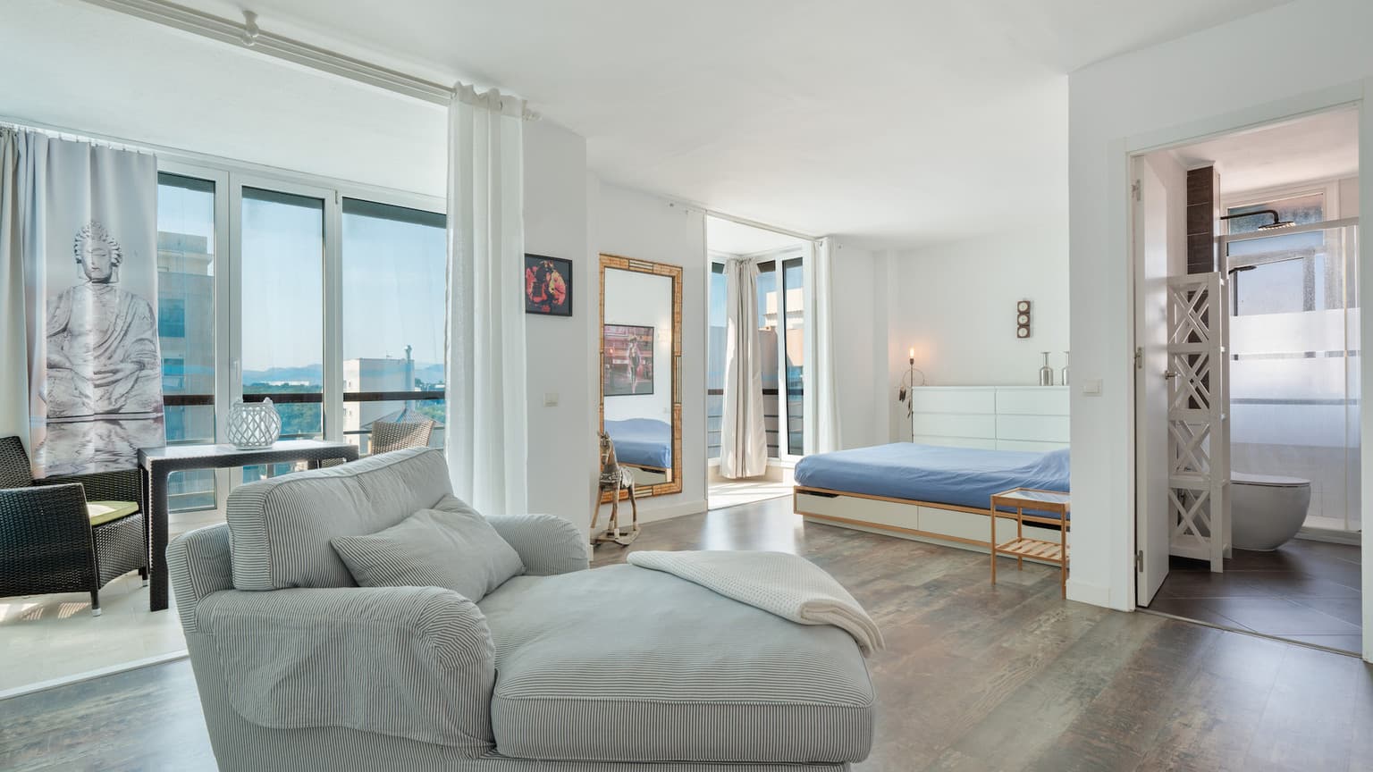 Contemporary Loft with Partial Sea Views on the Seafront in Les Meravelles – Playa de Palma - Gallery image 1