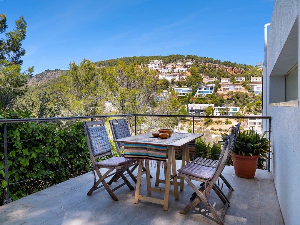 Modern Costa Den Blanes Villa with Pool For Sale - Gallery image 8