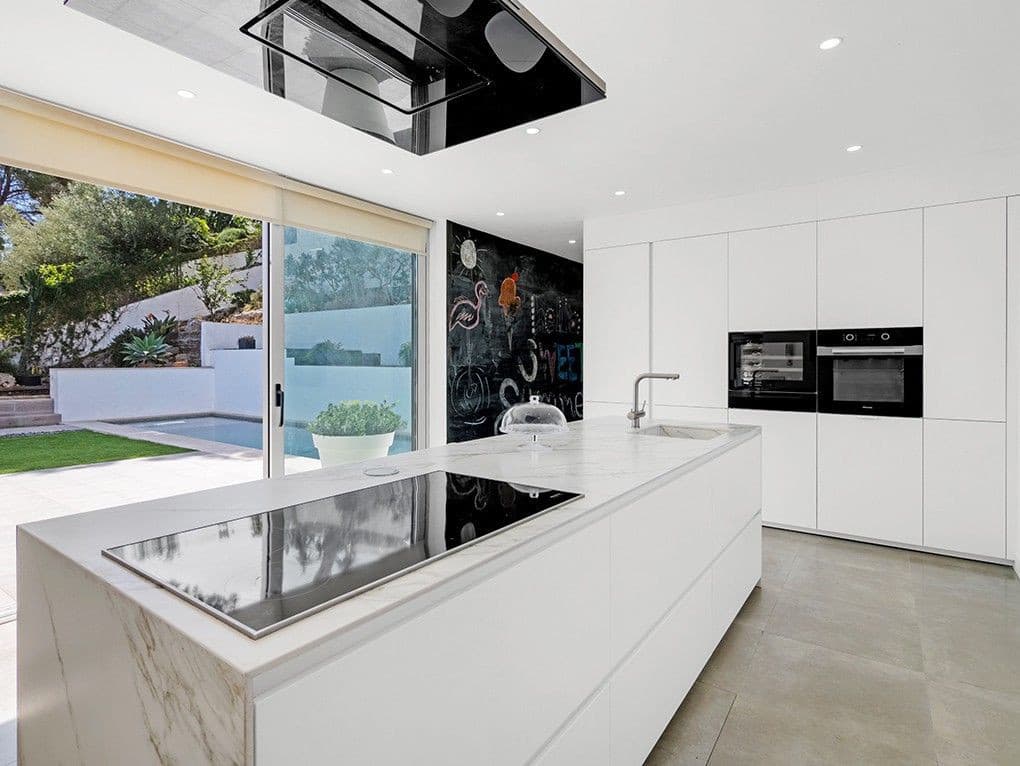 Modern Costa Den Blanes Villa with Pool For Sale - Gallery image 4