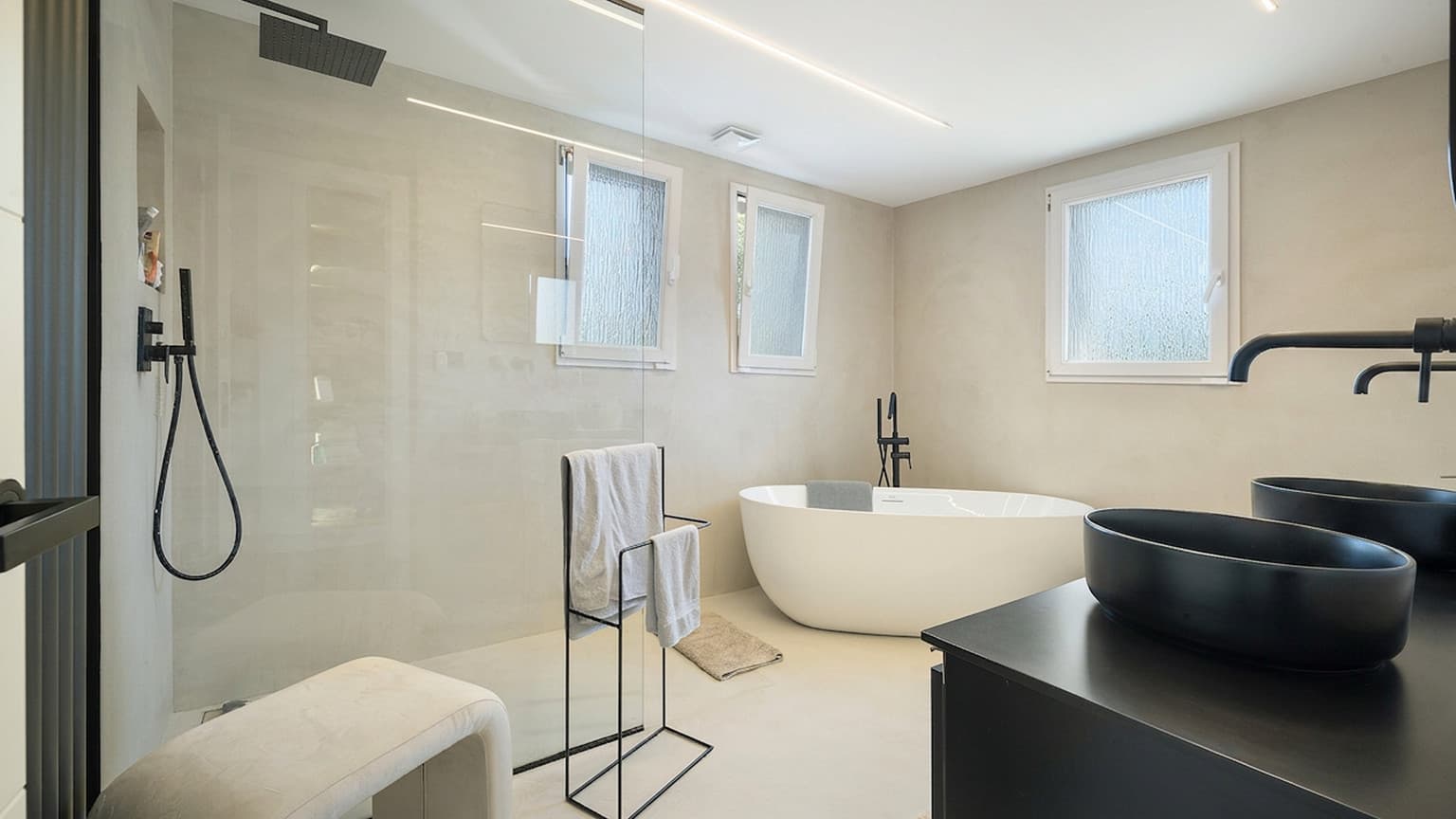 Modern Calvia Villa - Gallery image 9