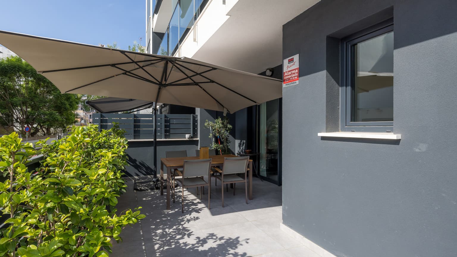 Modern Groundfloor Apartment with garden for rent in new complex, 3 minute walk from Beach - Gallery image 15