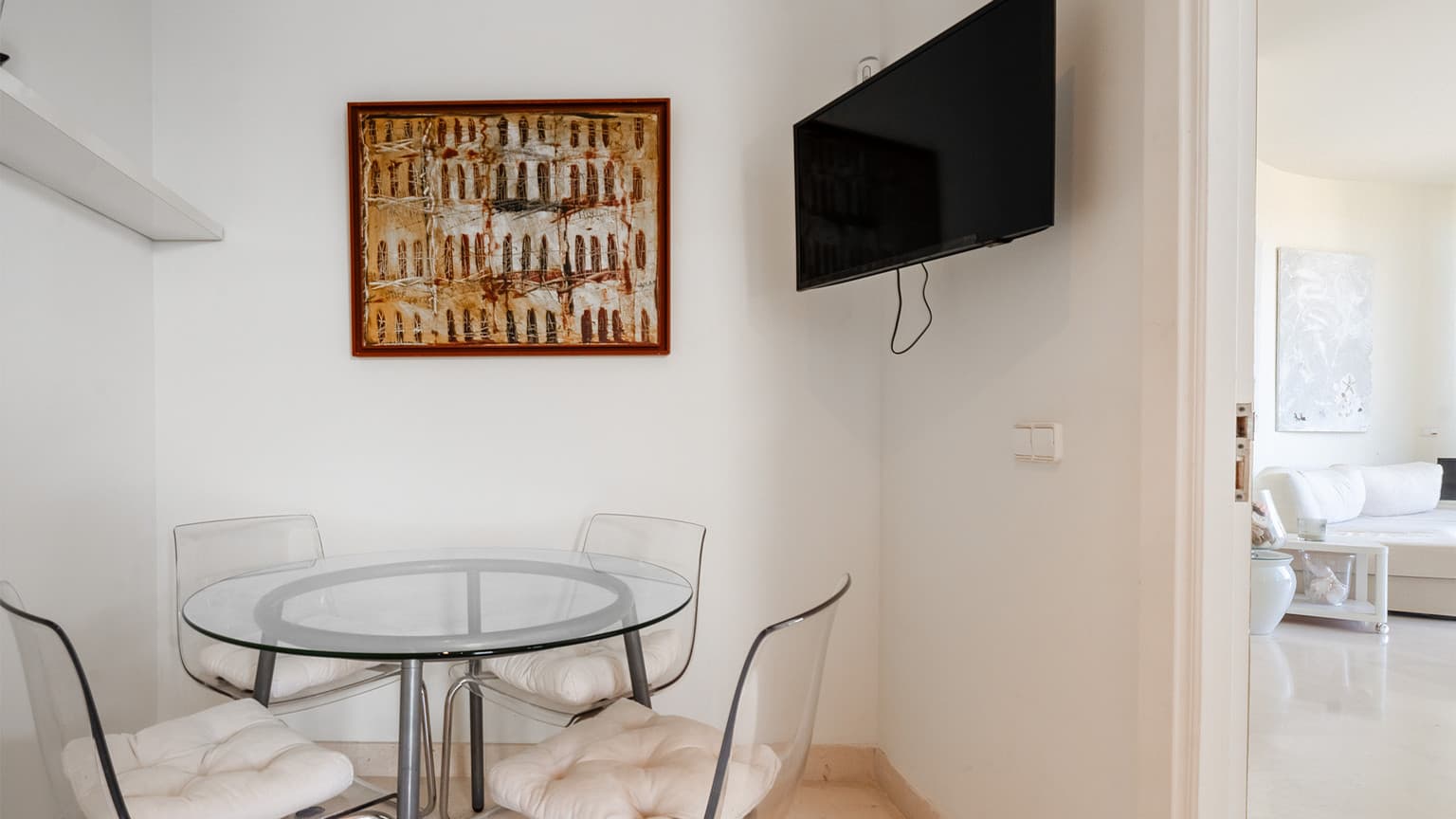 Seafront Villa with Marina & Sea Access in Sol de Mallorca - Gallery image 10