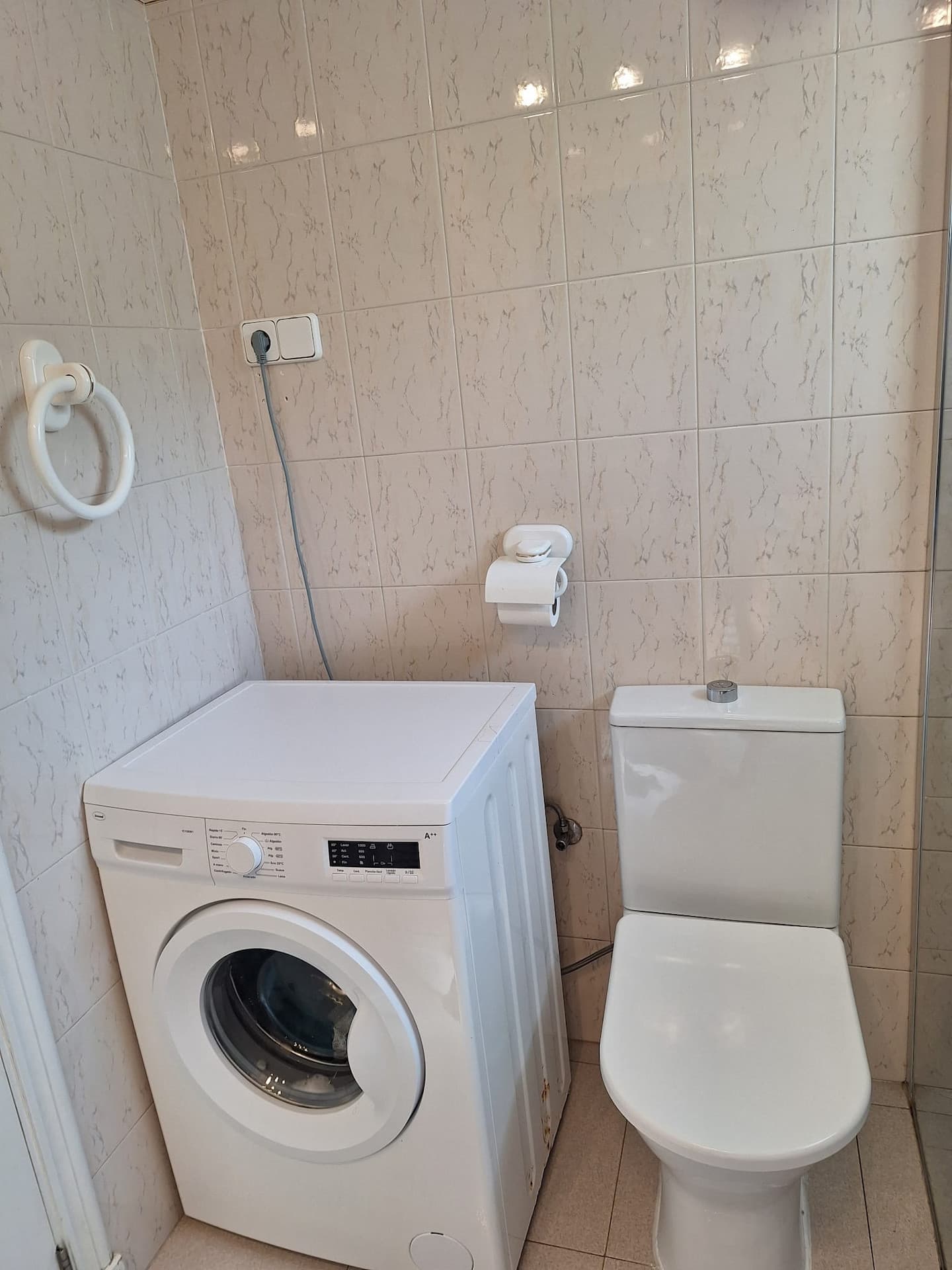 Long Term Rent Apartment single bedroom with community Pool - Gallery image 10