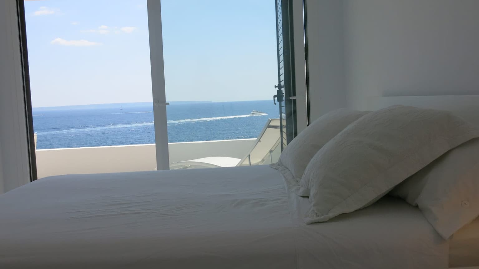 For Monthly or longterm rent Townhouse with direct Sea Access - Gallery image 11