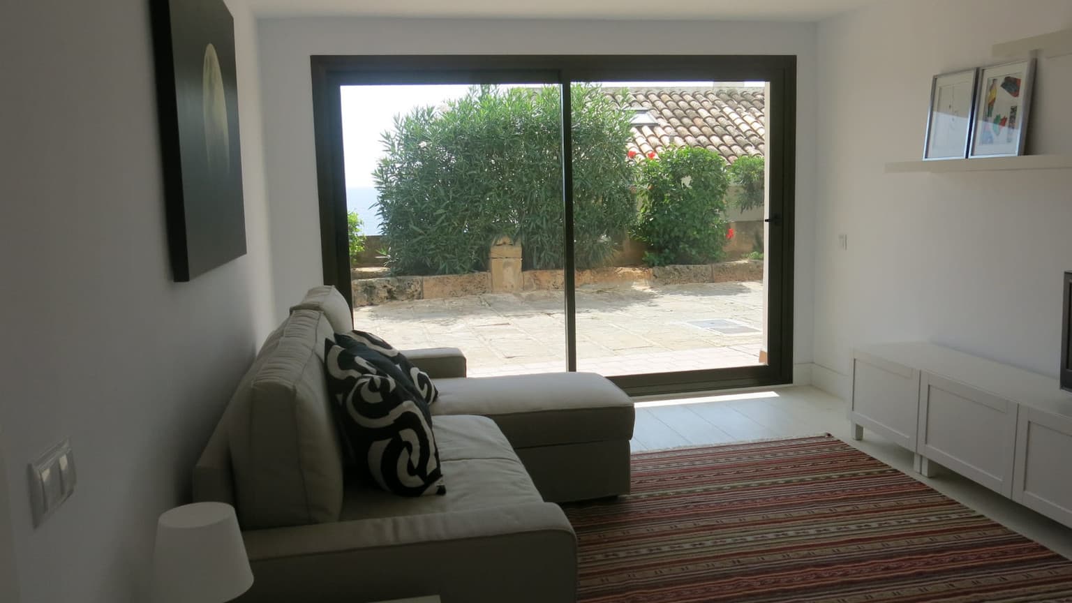 For Monthly or longterm rent Townhouse with direct Sea Access - Gallery image 6