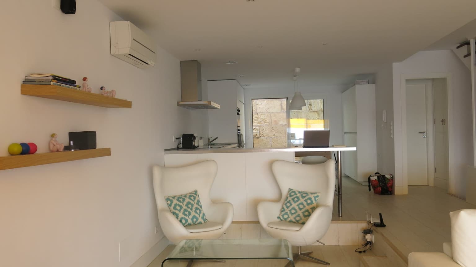 For Monthly or longterm rent Townhouse with direct Sea Access - Gallery image 5