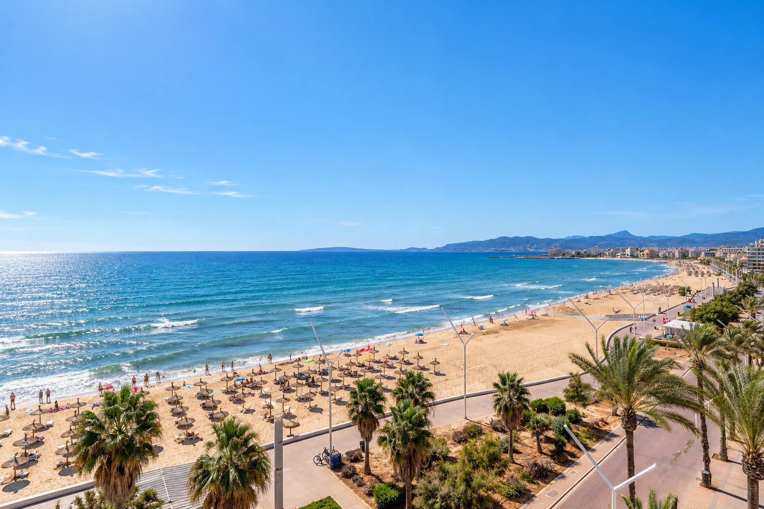 Seafront Apartment in El Arenal - Gallery image 2