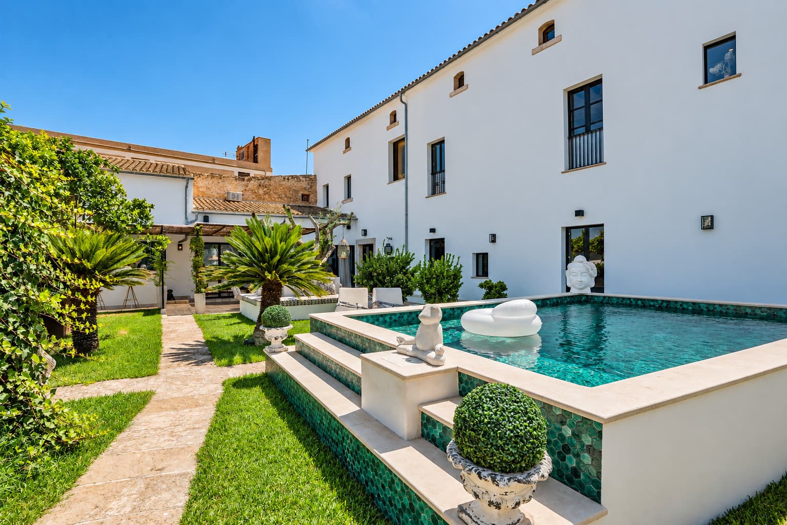 Exceptional Historic Estate in Sencelles, Mallorca - Gallery image 1