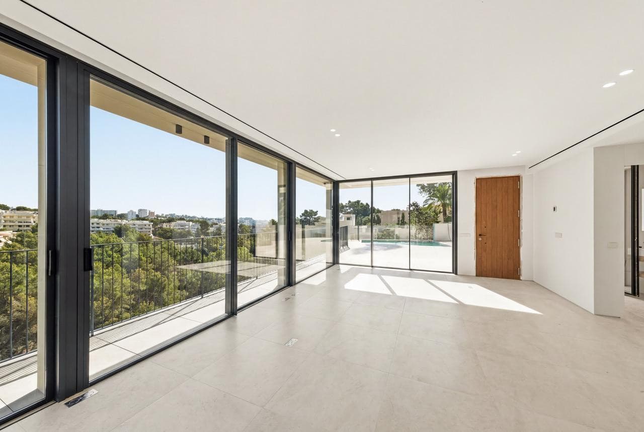 Luxury Modern 5-Bed Villa with Sea Views and Pool House Nr. 2 - Gallery image 13