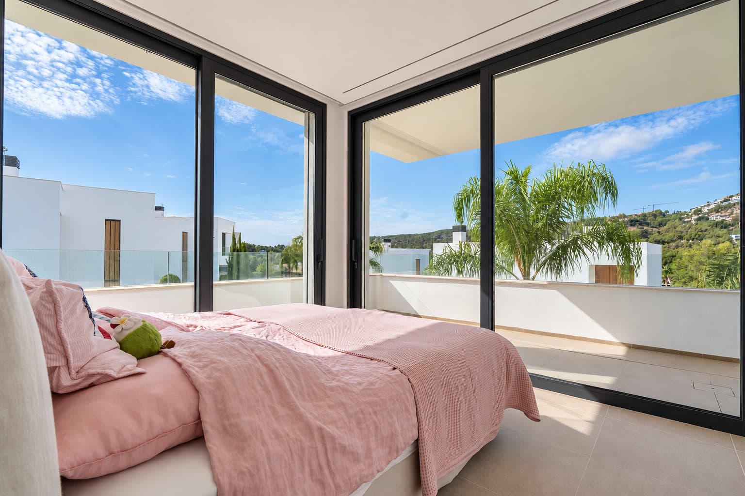 Modern Detached Villa in Son Vida - Gallery image 11