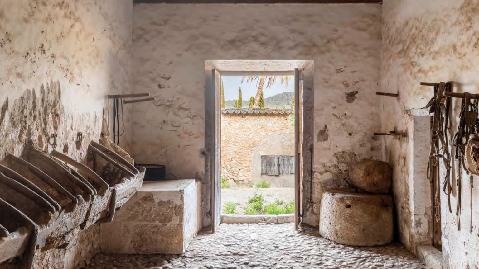 Historic Finca with Agrotourism Licence and 1,000 Olive Trees in Alaró - Gallery image 12