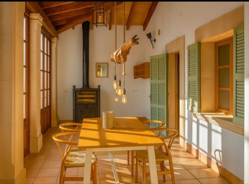 Spacious 5-Bed Villa in Consell with Pool & Jacuzzi - Gallery image 6